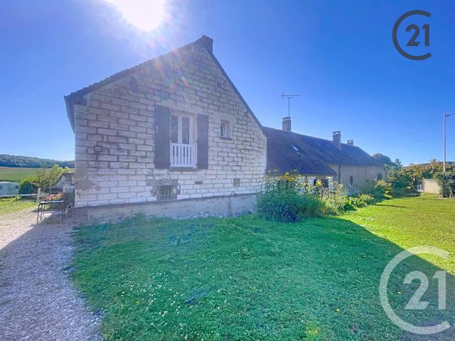 Appartement F1 à louer - 1 pièce - 21.0 m2 - FONTAINE LA GAILLARDE - 89 - BOURGOGNE - Century 21 Martinot Immobilier