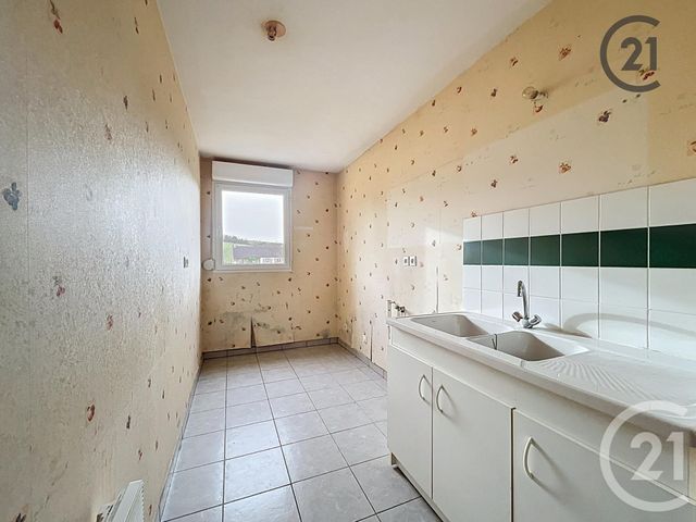 Appartement F3 à vendre - 3 pièces - 63.0 m2 - VILLENEUVE SUR YONNE - 89 - BOURGOGNE - Century 21 Martinot Immobilier