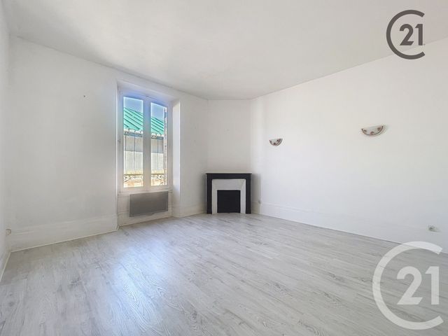 Appartement F2 à louer VILLENEUVE SUR YONNE