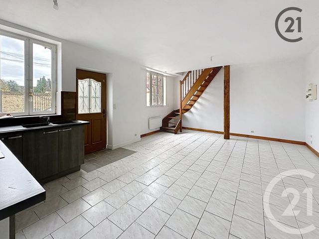 maison à louer - 3 pièces - 74.0 m2 - VILLEMANOCHE - 89 - BOURGOGNE - Century 21 Martinot Immobilier