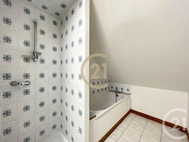 maison à louer - 3 pièces - 74.0 m2 - VILLEMANOCHE - 89 - BOURGOGNE - Century 21 Martinot Immobilier