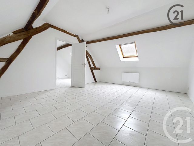 maison à louer - 3 pièces - 74.0 m2 - VILLEMANOCHE - 89 - BOURGOGNE - Century 21 Martinot Immobilier