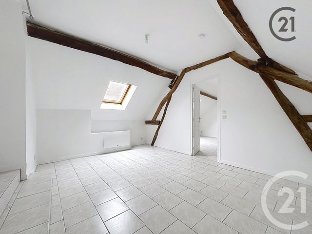 maison à louer - 3 pièces - 74.0 m2 - VILLEMANOCHE - 89 - BOURGOGNE - Century 21 Martinot Immobilier