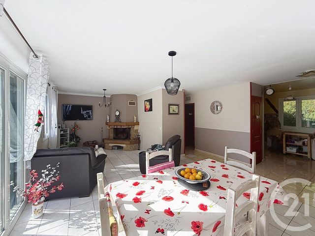 maison à vendre - 5 pièces - 81.21 m2 - LES VALLEES DE LA VANNE - 89 - BOURGOGNE - Century 21 Martinot Immobilier