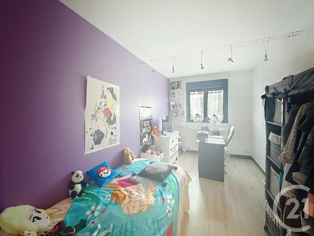 Appartement F4 à vendre - 4 pièces - 79.5 m2 - SENS - 89 - BOURGOGNE - Century 21 Martinot Immobilier