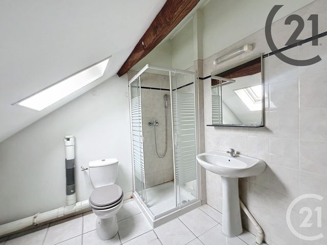 Appartement F3 à louer - 3 pièces - 38.0 m2 - SENS - 89 - BOURGOGNE - Century 21 Martinot Immobilier