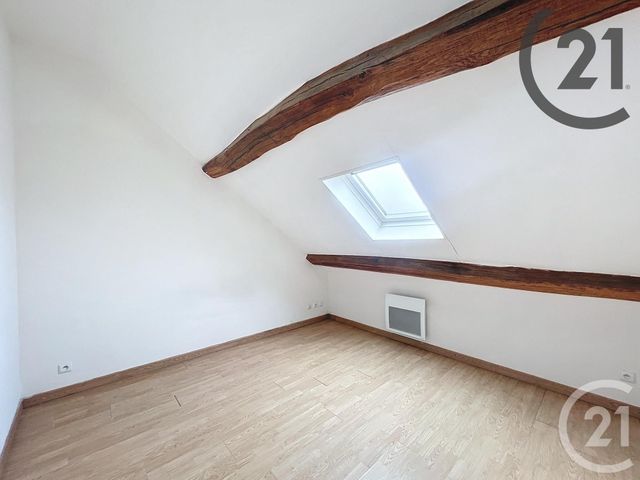 Appartement F3 à louer - 3 pièces - 38.0 m2 - SENS - 89 - BOURGOGNE - Century 21 Martinot Immobilier