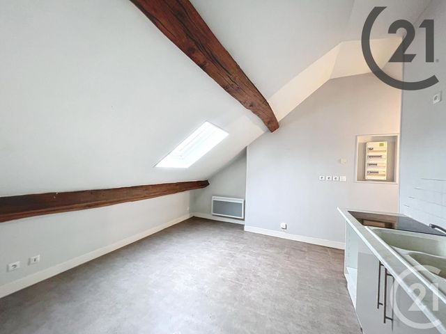 Appartement F3 à louer - 3 pièces - 38.0 m2 - SENS - 89 - BOURGOGNE - Century 21 Martinot Immobilier