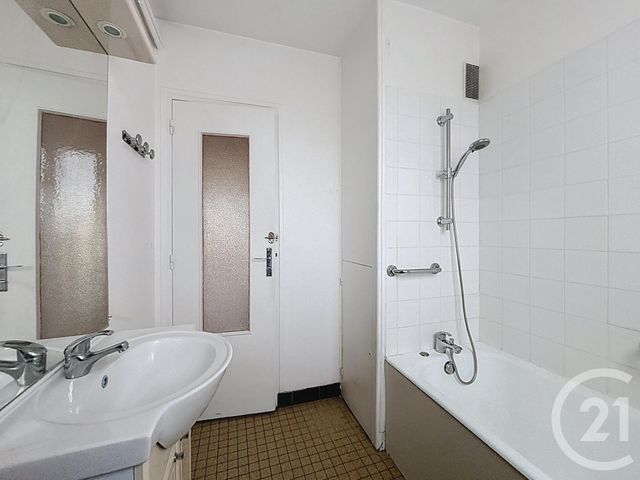 Appartement F2 à vendre - 2 pièces - 46.74 m2 - SENS - 89 - BOURGOGNE - Century 21 Martinot Immobilier