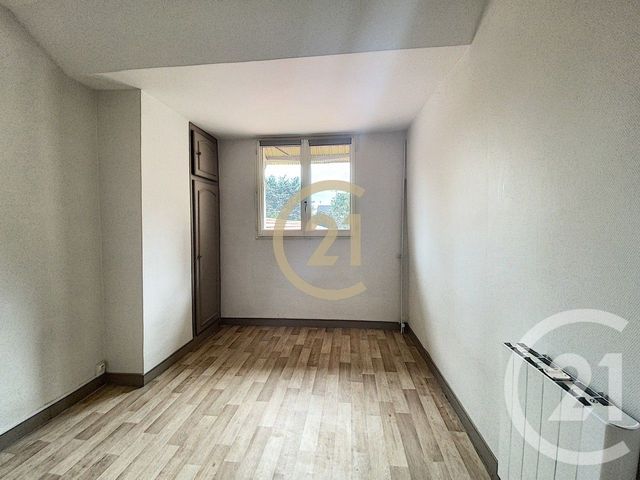 Afficher la photo en grand Appartement F2 à louer - 2 pièces - 46.0 m2 - SENS - 89 - BOURGOGNE - Century 21 Martinot Immobilier