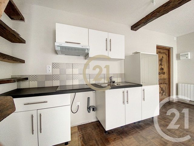 Afficher la photo en grand Appartement F2 à louer - 2 pièces - 46.0 m2 - SENS - 89 - BOURGOGNE - Century 21 Martinot Immobilier
