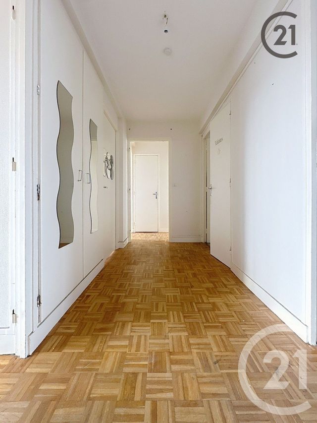 Appartement à louer - 3 pièces - 80.0 m2 - SENS - 89 - BOURGOGNE - Century 21 Martinot Immobilier