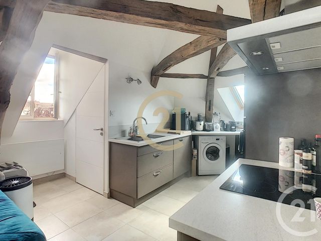 Appartement F3 à louer - 3 pièces - 48.0 m2 - SENS - 89 - BOURGOGNE - Century 21 Martinot Immobilier