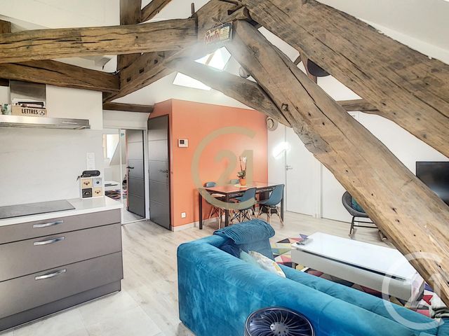 Appartement F3 à louer - 3 pièces - 48.0 m2 - SENS - 89 - BOURGOGNE - Century 21 Martinot Immobilier
