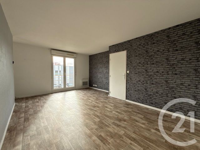 Appartement F2 Bis à vendre SENS
