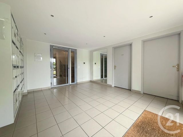 Appartement F2 bis à vendre - 3 pièces - 53.94 m2 - SENS - 89 - BOURGOGNE - Century 21 Martinot Immobilier