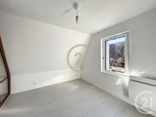 Appartement à louer - 2 pièces - 42.0 m2 - SENS - 89 - BOURGOGNE - Century 21 Martinot Immobilier