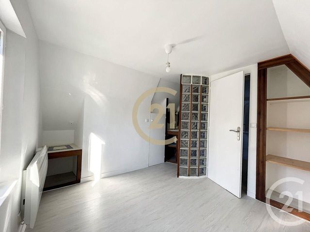 Appartement à louer - 2 pièces - 42.0 m2 - SENS - 89 - BOURGOGNE - Century 21 Martinot Immobilier