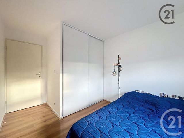 Appartement F2 bis à vendre - 2 pièces - 54.43 m2 - VILLENEUVE SUR YONNE - 89 - BOURGOGNE - Century 21 Martinot Immobilier