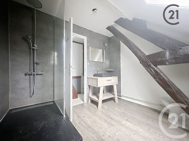 Appartement à louer - 3 pièces - 59.8 m2 - SENS - 89 - BOURGOGNE - Century 21 Martinot Immobilier