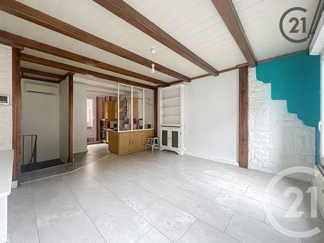 Appartement à louer - 3 pièces - 59.8 m2 - SENS - 89 - BOURGOGNE - Century 21 Martinot Immobilier