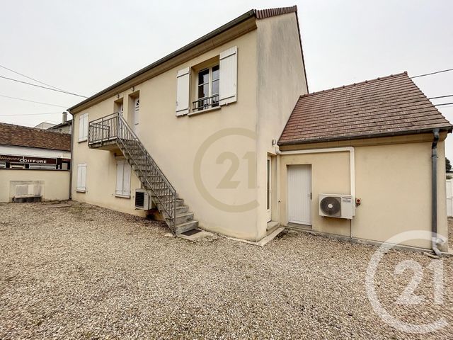 Appartement F2 à louer - 2 pièces - 46.0 m2 - SENS - 89 - BOURGOGNE - Century 21 Martinot Immobilier