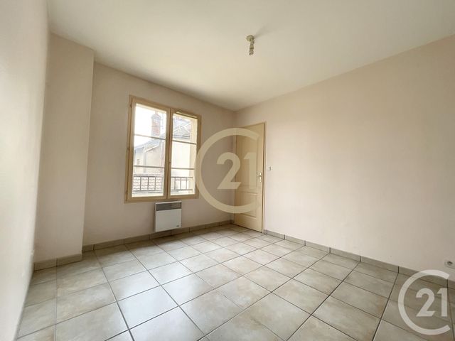Appartement F2 à louer - 2 pièces - 46.0 m2 - SENS - 89 - BOURGOGNE - Century 21 Martinot Immobilier