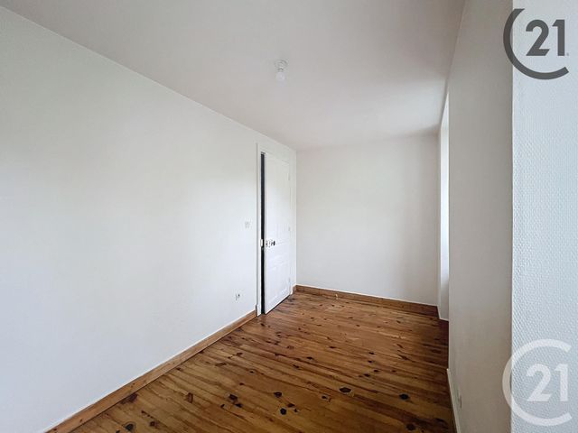 Appartement à louer - 4 pièces - 71.72 m2 - SENS - 89 - BOURGOGNE - Century 21 Martinot Immobilier