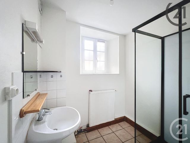 Appartement à louer - 4 pièces - 71.72 m2 - SENS - 89 - BOURGOGNE - Century 21 Martinot Immobilier