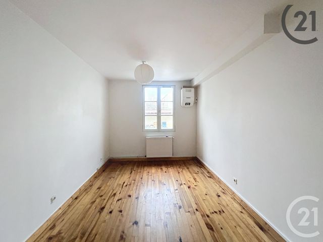Appartement à louer - 4 pièces - 71.72 m2 - SENS - 89 - BOURGOGNE - Century 21 Martinot Immobilier