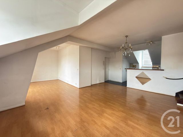 Appartement F3 à vendre - 3 pièces - 62.6 m2 - SENS - 89 - BOURGOGNE - Century 21 Martinot Immobilier