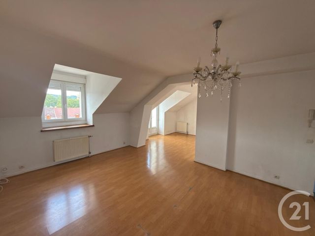 Appartement F3 à vendre - 3 pièces - 62.6 m2 - SENS - 89 - BOURGOGNE - Century 21 Martinot Immobilier