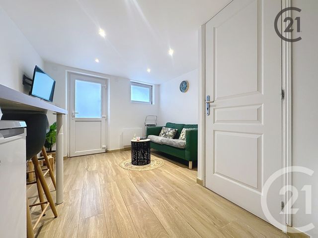 Appartement à louer - 2 pièces - 28.52 m2 - SENS - 89 - BOURGOGNE - Century 21 Martinot Immobilier