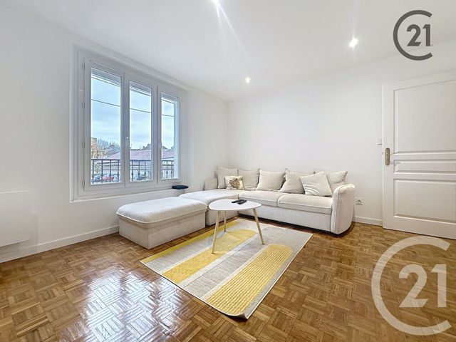 Appartement à louer - 3 pièces - 79.26 m2 - SENS - 89 - BOURGOGNE - Century 21 Martinot Immobilier