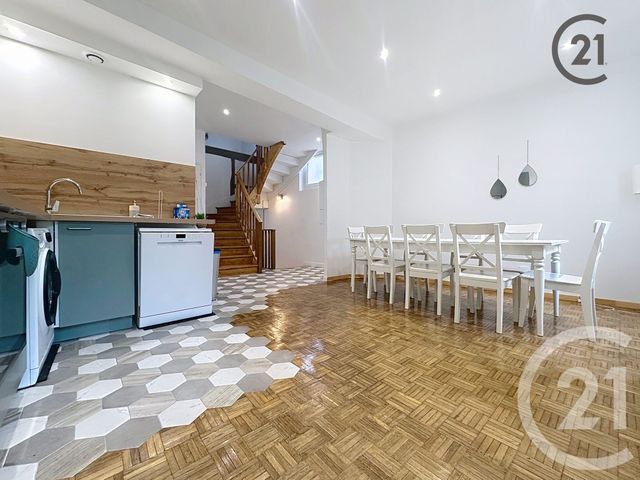 Appartement à louer - 3 pièces - 79.26 m2 - SENS - 89 - BOURGOGNE - Century 21 Martinot Immobilier