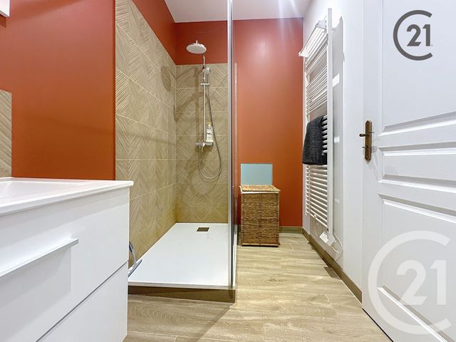 Appartement à louer - 3 pièces - 79.26 m2 - SENS - 89 - BOURGOGNE - Century 21 Martinot Immobilier