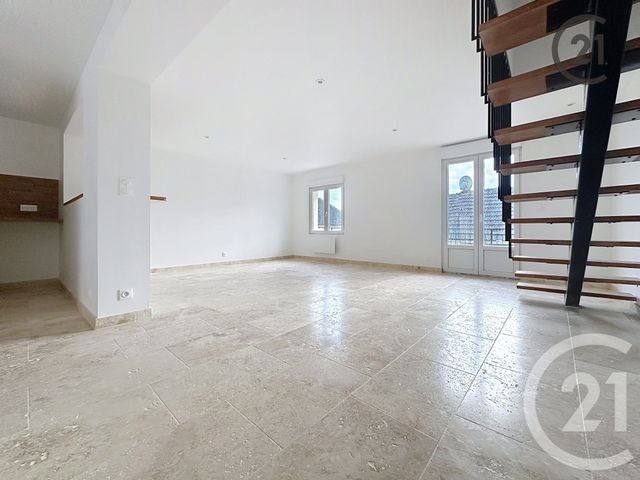Appartement à louer - 4 pièces - 76.2 m2 - PARON - 89 - BOURGOGNE - Century 21 Martinot Immobilier