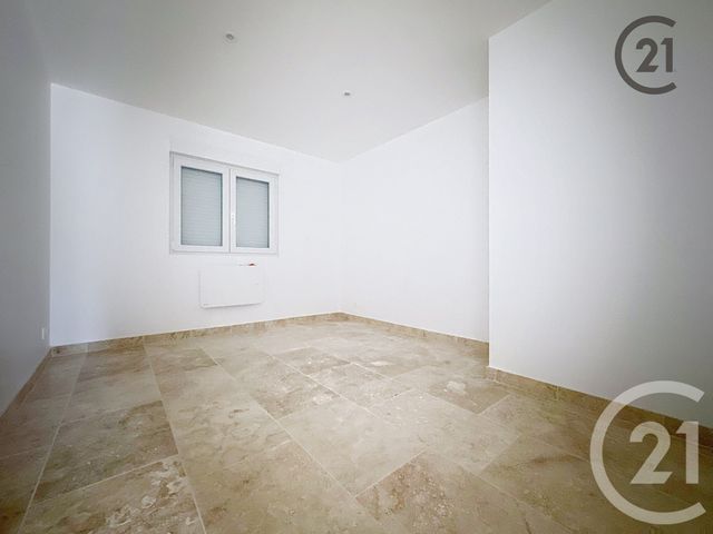 Appartement à louer - 4 pièces - 76.2 m2 - PARON - 89 - BOURGOGNE - Century 21 Martinot Immobilier