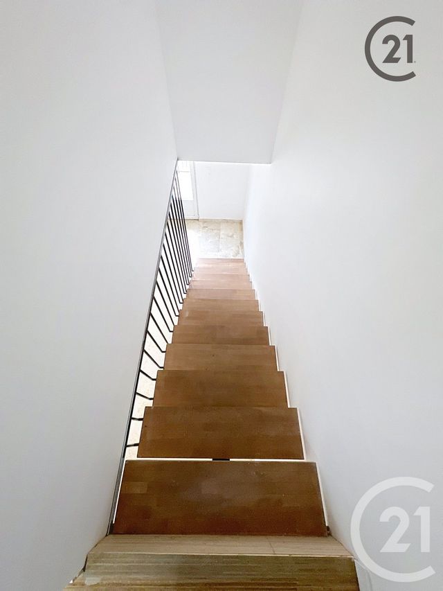 Appartement à louer - 4 pièces - 76.2 m2 - PARON - 89 - BOURGOGNE - Century 21 Martinot Immobilier