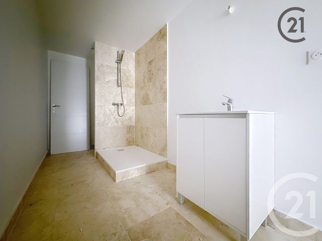 Appartement Studio à louer - 1 pièce - 56.0 m2 - PARON - 89 - BOURGOGNE - Century 21 Martinot Immobilier