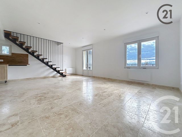 Appartement à louer - 4 pièces - 75.12 m2 - PARON - 89 - BOURGOGNE - Century 21 Martinot Immobilier