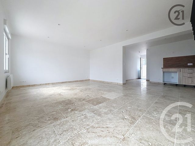 Appartement à louer - 4 pièces - 75.12 m2 - PARON - 89 - BOURGOGNE - Century 21 Martinot Immobilier