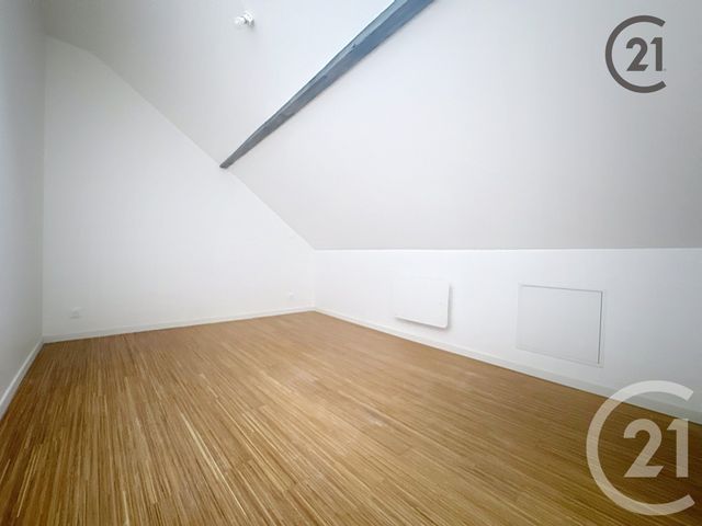 Appartement à louer - 4 pièces - 75.12 m2 - PARON - 89 - BOURGOGNE - Century 21 Martinot Immobilier