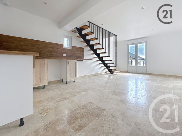 Appartement à louer - 4 pièces - 75.12 m2 - PARON - 89 - BOURGOGNE - Century 21 Martinot Immobilier