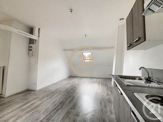 Appartement à louer - 2 pièces - 47.0 m2 - SENS - 89 - BOURGOGNE - Century 21 Martinot Immobilier