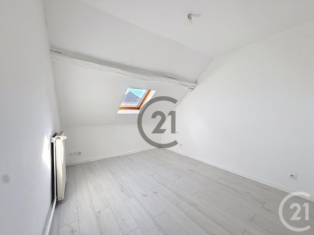 Appartement à louer - 2 pièces - 47.0 m2 - SENS - 89 - BOURGOGNE - Century 21 Martinot Immobilier