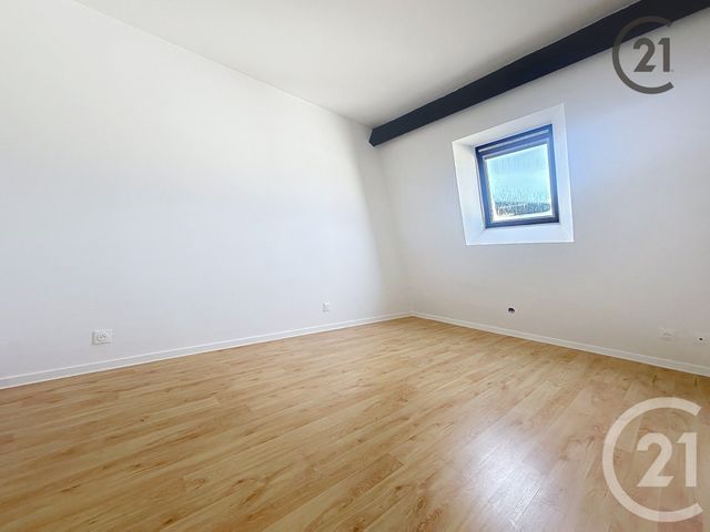 Appartement à louer - 2 pièces - 58.21 m2 - SENS - 89 - BOURGOGNE - Century 21 Martinot Immobilier