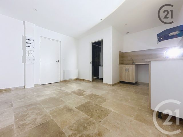 Appartement à louer - 2 pièces - 43.78 m2 - SENS - 89 - BOURGOGNE - Century 21 Martinot Immobilier