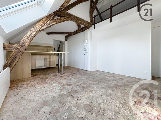 Appartement à louer - 2 pièces - 33.4 m2 - SENS - 89 - BOURGOGNE - Century 21 Martinot Immobilier