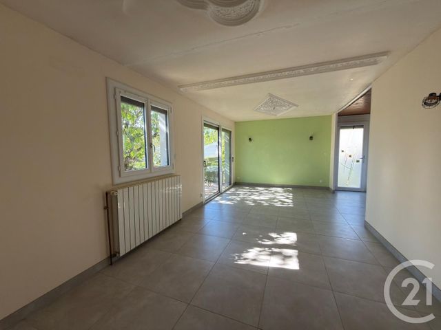 maison à vendre - 5 pièces - 96.8 m2 - ST VALERIEN - 89 - BOURGOGNE - Century 21 Martinot Immobilier